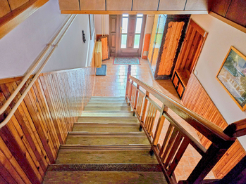 Schodiště - Prodej domu 278 m², Prostějovičky