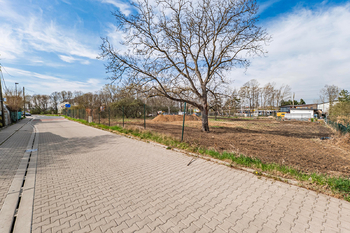 Prodej pozemku 1120 m², Praha 8 - Ďáblice