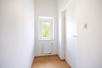 Komora / Šatna - Pronájem bytu 3+kk v osobním vlastnictví 80 m², Praha 8 - Libeň