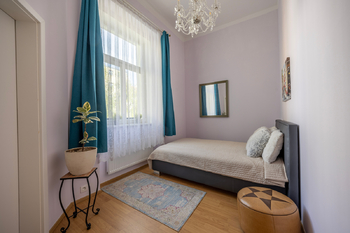 Hlavní ložnice - Pronájem bytu 3+kk v osobním vlastnictví 80 m², Praha 8 - Libeň