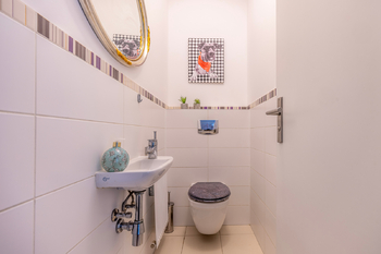 Samostatná toaleta - Pronájem bytu 3+kk v osobním vlastnictví 80 m², Praha 8 - Libeň