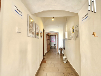 Pronájem obchodních prostor 96 m², Jílové u Prahy