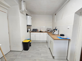 Pronájem obchodních prostor 96 m², Jílové u Prahy