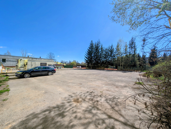 zpevněná plocha ... - Prodej pozemku 2518 m², Havlíčkův Brod