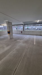 Garážové stání - Pronájem bytu 4+kk v osobním vlastnictví 96 m², Praha 9 - Kbely