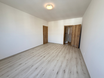 Ložnice - Pronájem bytu 4+kk v osobním vlastnictví 96 m², Praha 9 - Kbely
