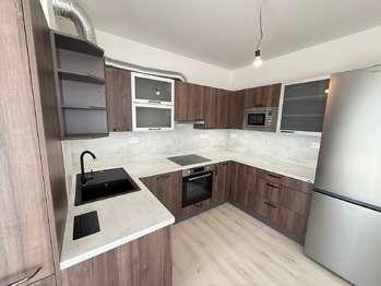 Kuchyňský kout - Pronájem bytu 4+kk v osobním vlastnictví 96 m², Praha 9 - Kbely
