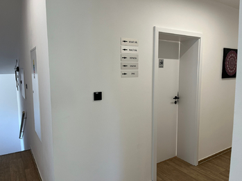 Pronájem obchodních prostor 206 m², Zubří