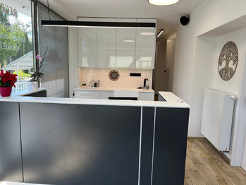 Pronájem obchodních prostor 206 m², Zubří
