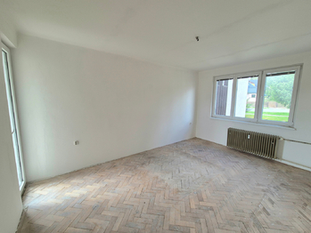 Prodej bytu 3+1 v osobním vlastnictví 84 m², Lenora