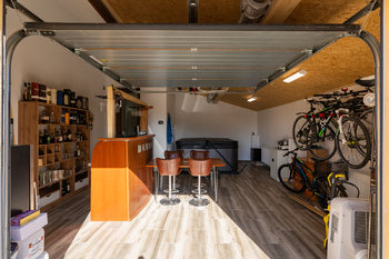 společenská místnost - Prodej domu 233 m², Dobroměřice