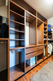 šatna - Prodej domu 233 m², Dobroměřice