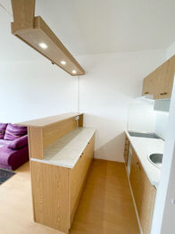 Pronájem bytu 1+kk v družstevním vlastnictví 29 m², Praha 4 - Modřany