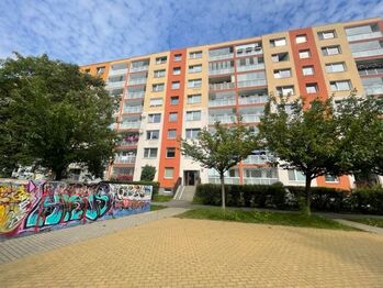Pronájem bytu 1+kk v družstevním vlastnictví 29 m², Praha 4 - Modřany