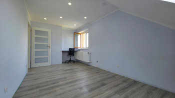 Prodej domu 160 m², Tišice