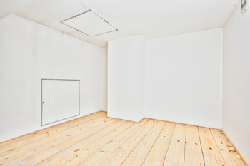 Úložný prostor nad koupelnou - Prodej bytu 1+kk v osobním vlastnictví 49 m², Moravany