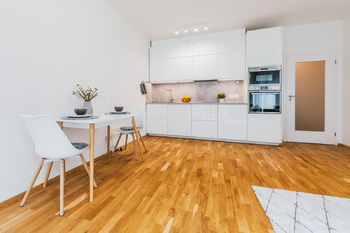 Prodej bytu 2+kk v osobním vlastnictví 51 m², Praha 8 - Karlín