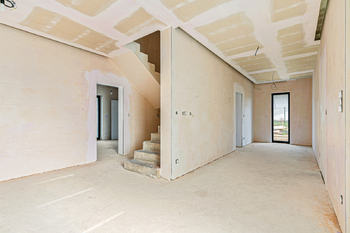 chodba - Prodej domu 285 m², Křenice