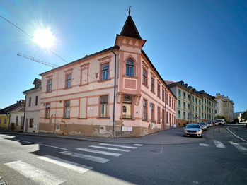 Prodej obchodních prostor 835 m², Prachatice