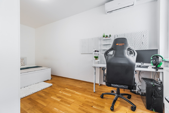 Prodej bytu 2+kk v osobním vlastnictví 50 m², Praha 9 - Libeň
