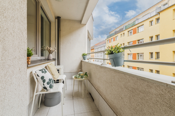 Prodej bytu 2+kk v osobním vlastnictví 50 m², Praha 9 - Libeň