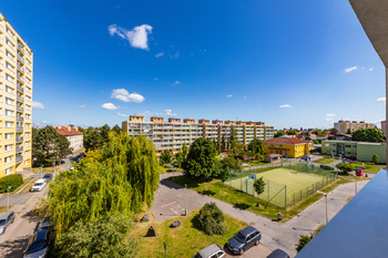 Prodej bytu 3+kk Horní Pořernice_okolí - Prodej bytu 3+kk v osobním vlastnictví 80 m², Praha 9 - Horní Počernice