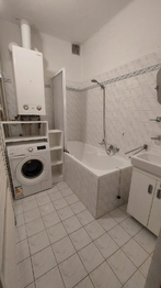 1.NP koupelna - Prodej domu 132 m², Mostkovice