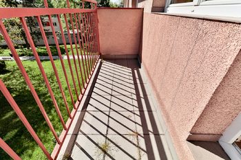 +420 739 604 767 I www.vaclavadamcik.cz I vaclav.adamcik@re-max.cz - Prodej bytu 3+1 v družstevním vlastnictví 81 m², Orlová