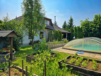 Prodej domu 319 m², Moravany