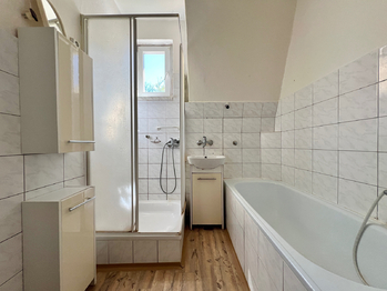 Prodej bytu 2+1 v osobním vlastnictví 73 m², Dalovice