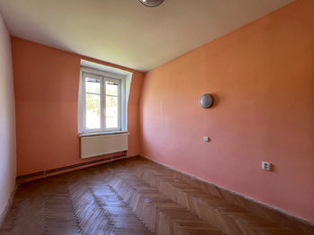 Prodej bytu 2+1 v osobním vlastnictví 73 m², Dalovice