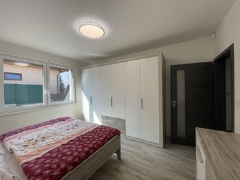 Pronájem domu 161 m², Úvaly