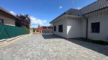 Pronájem domu 161 m², Úvaly
