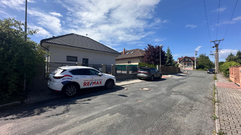 Pronájem domu 228 m², Šestajovice