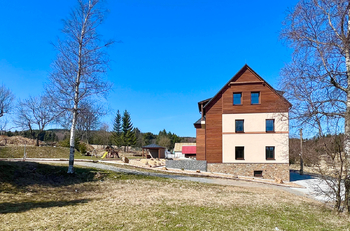 Prodej bytu 3+kk v osobním vlastnictví 81 m², Kovářská