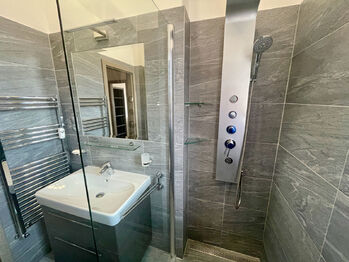 Pronájem bytu 2+kk v osobním vlastnictví 51 m², Praha 4 - Nusle