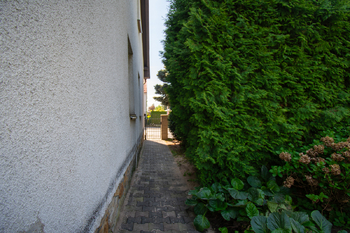 Vstupní branka - Prodej domu 190 m², Hořice