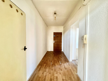 Prodej bytu 2+1 v osobním vlastnictví 61 m², Chomutov