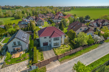 Prodej domu 271 m², Svárov