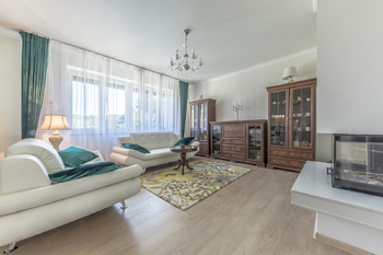 Prodej domu 271 m², Svárov