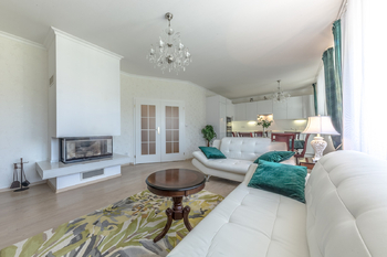 Prodej domu 271 m², Svárov