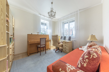 Prodej domu 271 m², Svárov