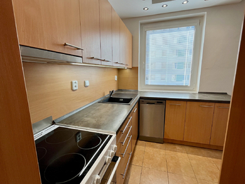 Pronájem bytu 3+1 v osobním vlastnictví 64 m², Praha 4 - Chodov