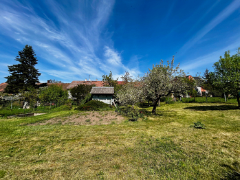 Prodej pozemku 573 m², Hradec Králové