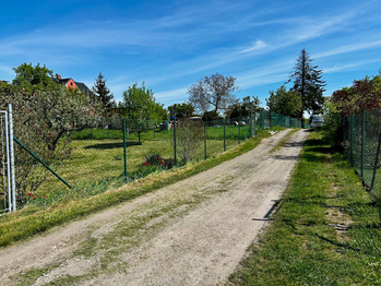 Prodej pozemku 573 m², Hradec Králové
