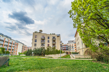 Prodej bytu 3+kk v osobním vlastnictví 62 m², Praha 6 - Dejvice
