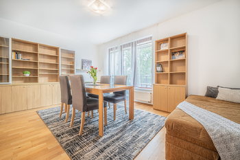 Prodej bytu 3+kk v osobním vlastnictví 62 m², Praha 6 - Dejvice