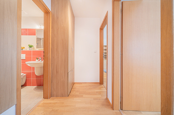 Prodej bytu 3+kk v osobním vlastnictví 62 m², Praha 6 - Dejvice