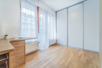 Prodej bytu 3+kk v osobním vlastnictví 62 m², Praha 6 - Dejvice
