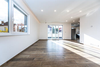 Pronájem bytu 3+kk v osobním vlastnictví 125 m², Praha 10 - Vršovice